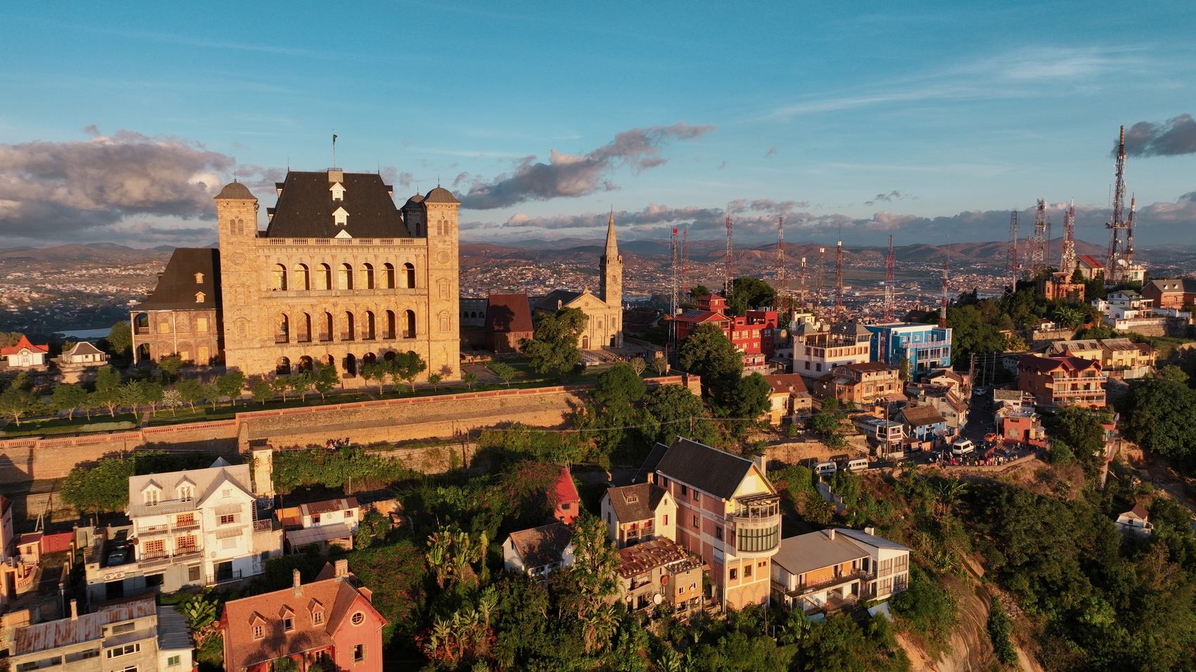 Día 1 · Antananarivo