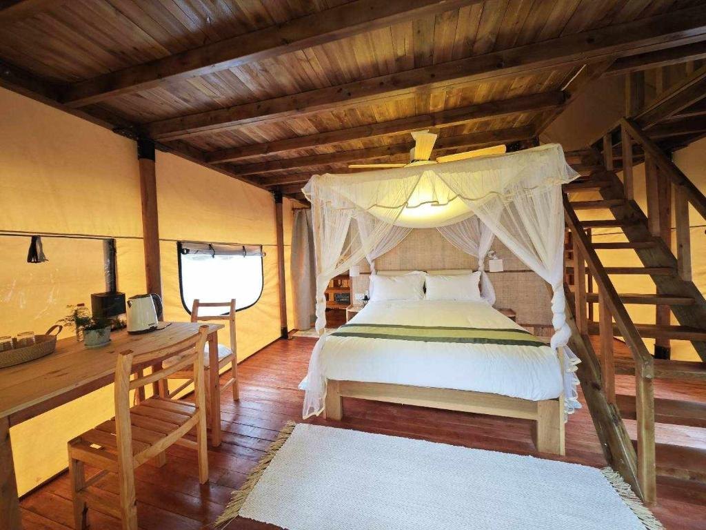 Longoza Ecolodge
