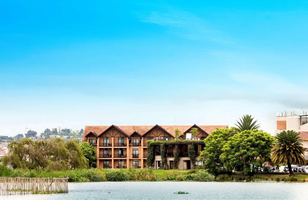 Radisson Tamboho Waterfront